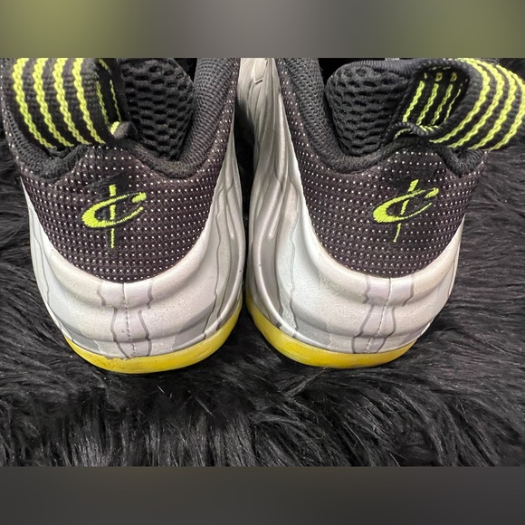 NIKE AIR FOAMPOSITE ONE Silver Volt Camo | Size 11.5M - Picture 3 of 9
